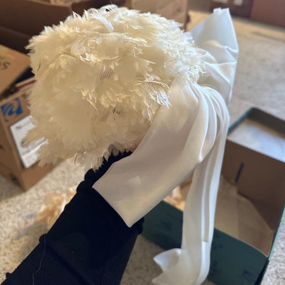 Vintage Dior White Church/Derby/Wedding Hat - Picture 4 of 5